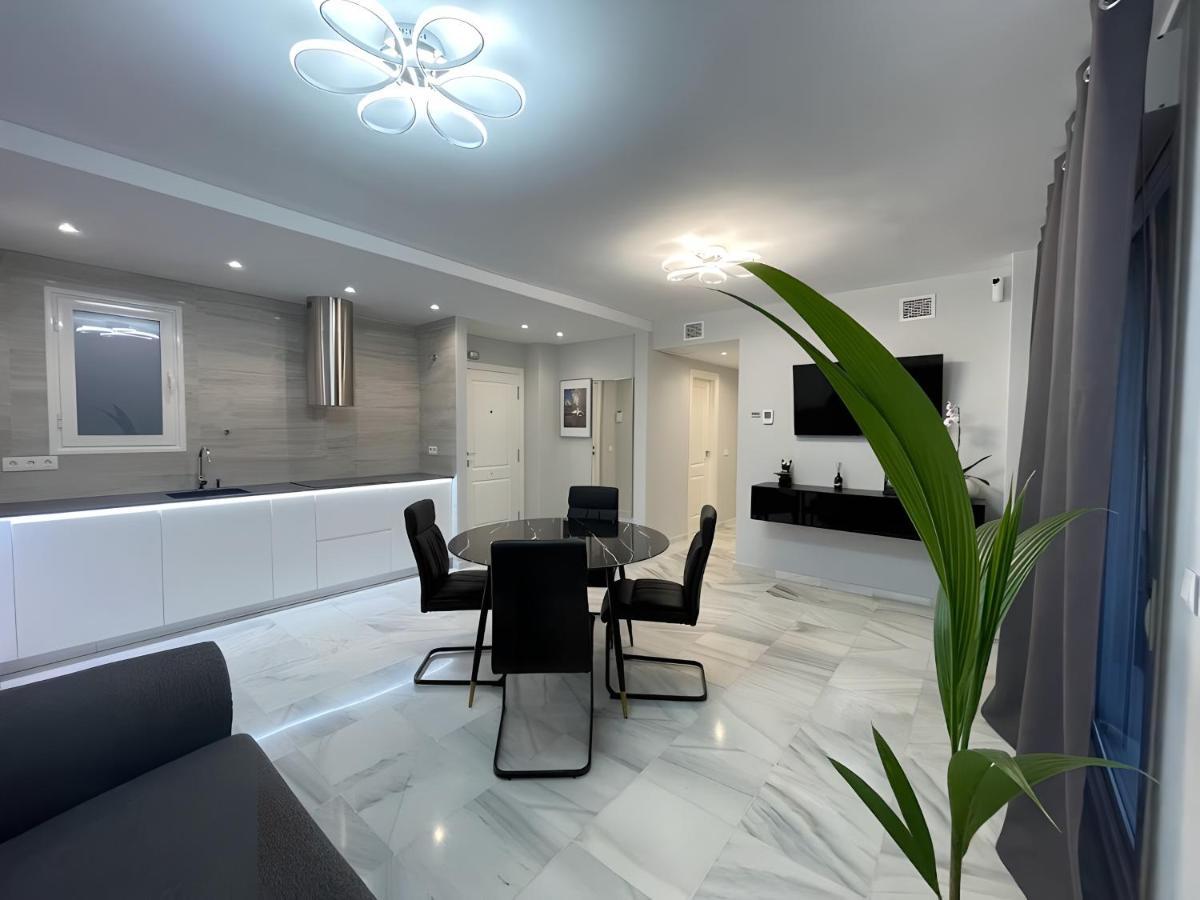 Luxury Apartment Benalmadena First Line Экстерьер фото